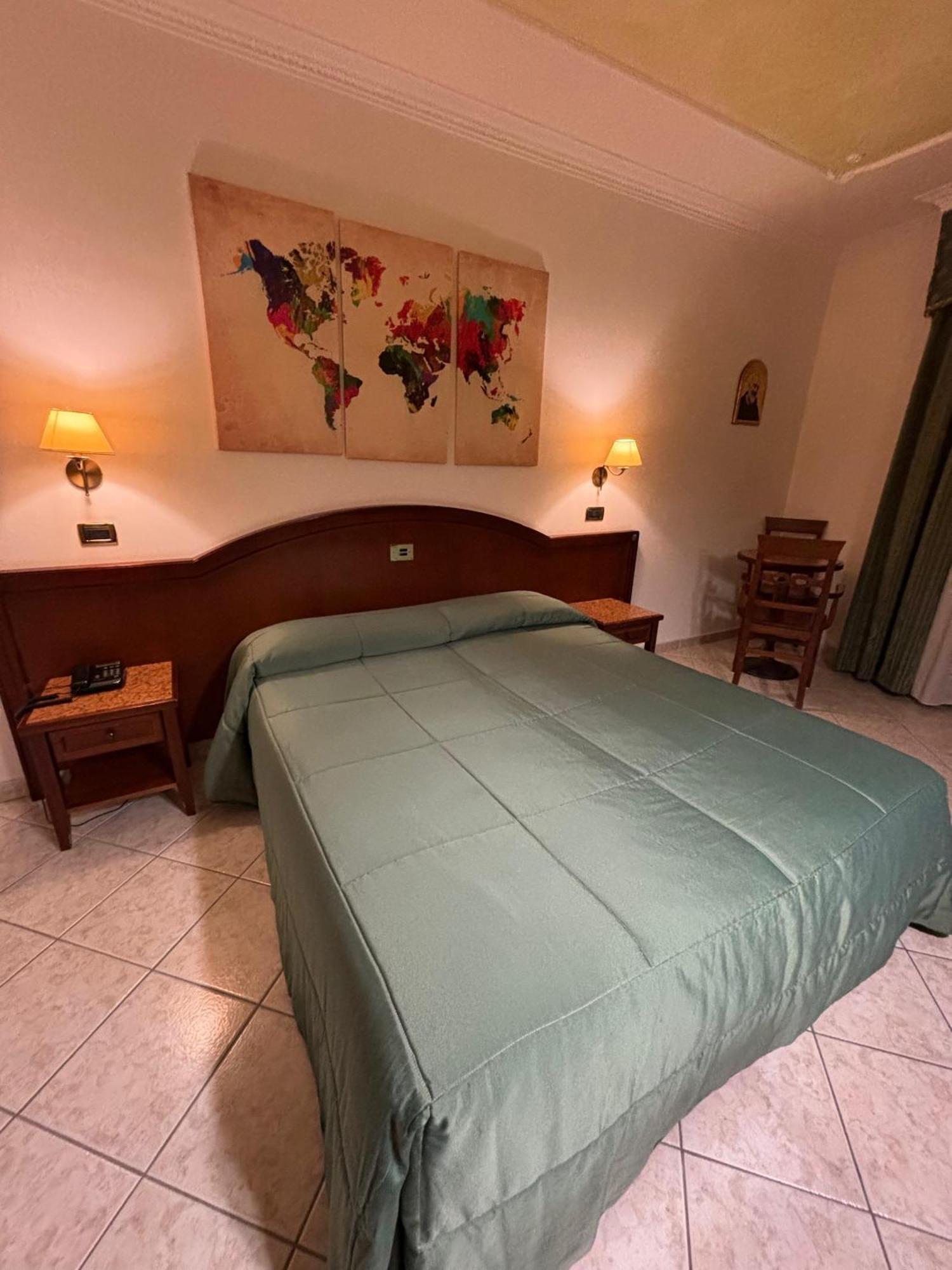 Hotel Valle Rossa San Giovanni Rotondo Esterno foto